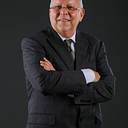 Mark Skilling, Senior Editor